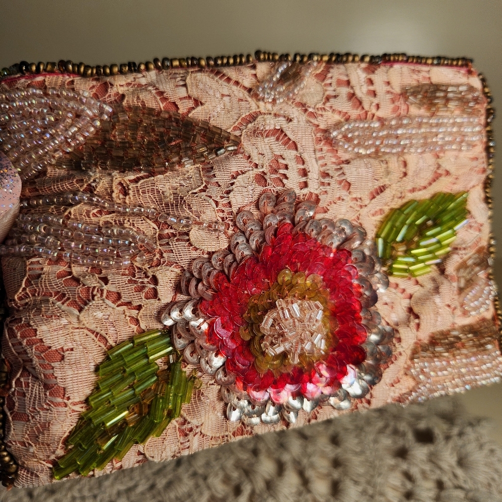 Floral Beaded Coin Wallet